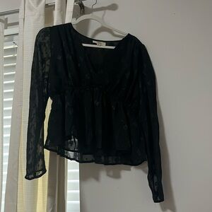 Black lace and floral nice top